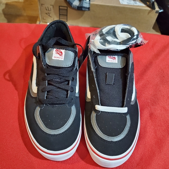 Brand New Vans!! - Picture 4 of 6